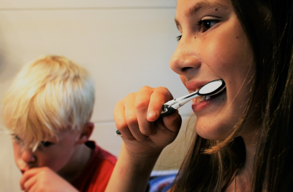 Oral hygiene that every person should observe at home